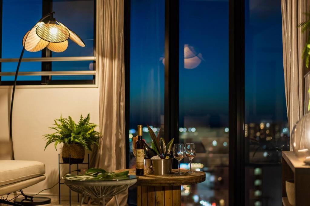 The Penthouse Ginowan Leilighet Urasoe Eksteriør bilde
