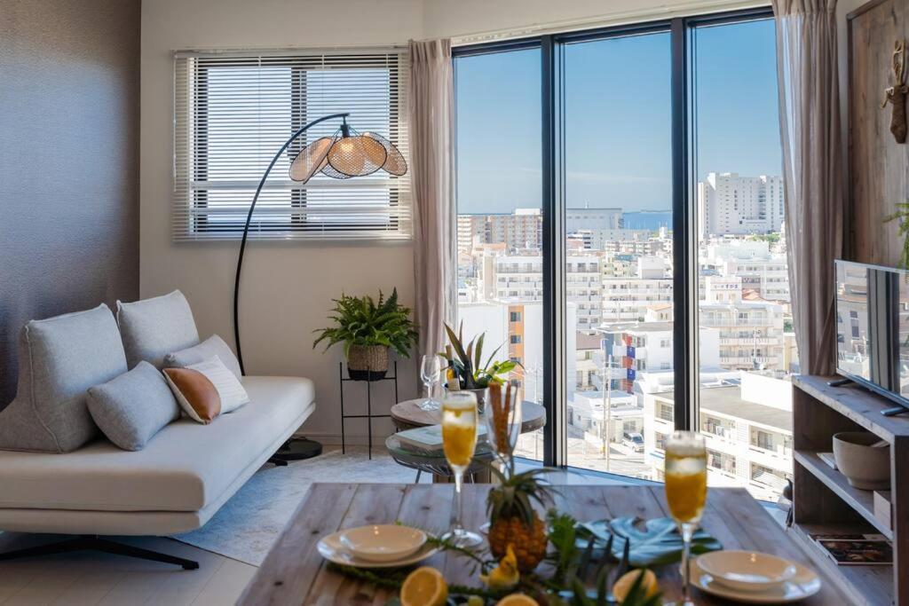 The Penthouse Ginowan Leilighet Urasoe Eksteriør bilde